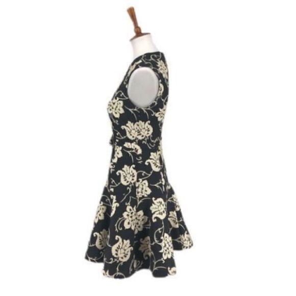 Ted Baker London Women’s Size 0 Ornate Paisley Ruffle Dress Black Fit and Flare - Picture 15 of 15